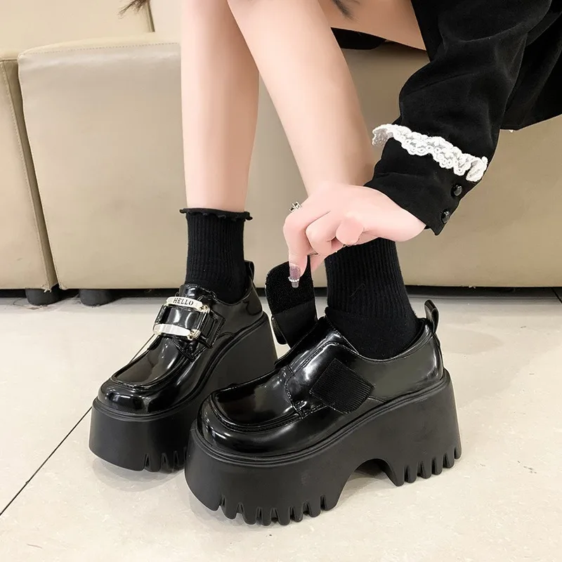 Scarpe alte da donna con plate - Leather Sneaker Care Kit recensione e prezzo