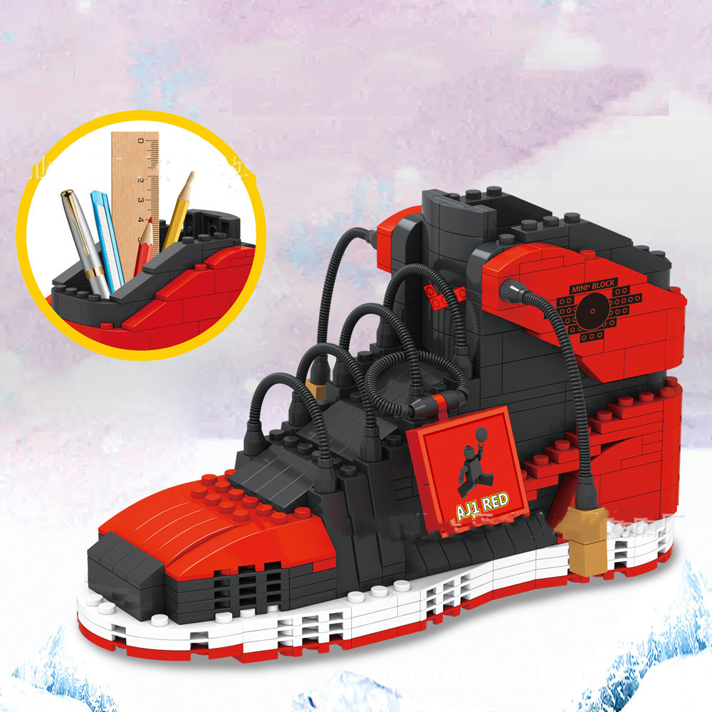 Scarpe da basket sportive Buil - Sneaker Care Box recensione e prezzo