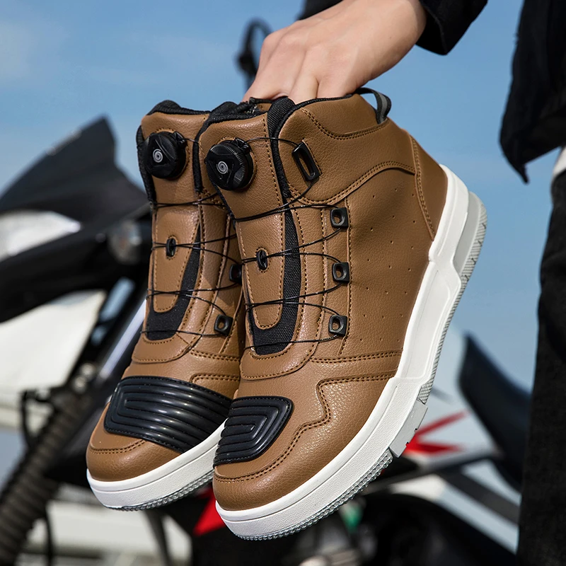 Nuovi stivali da moto estivi U - Leather Sneaker Care Kit recensione e prezzo